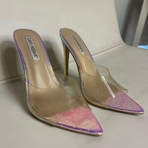 WOMAN'S CAPE ROBBIN Opalescense Stiletto Shoes, SZ 5.5- LT57